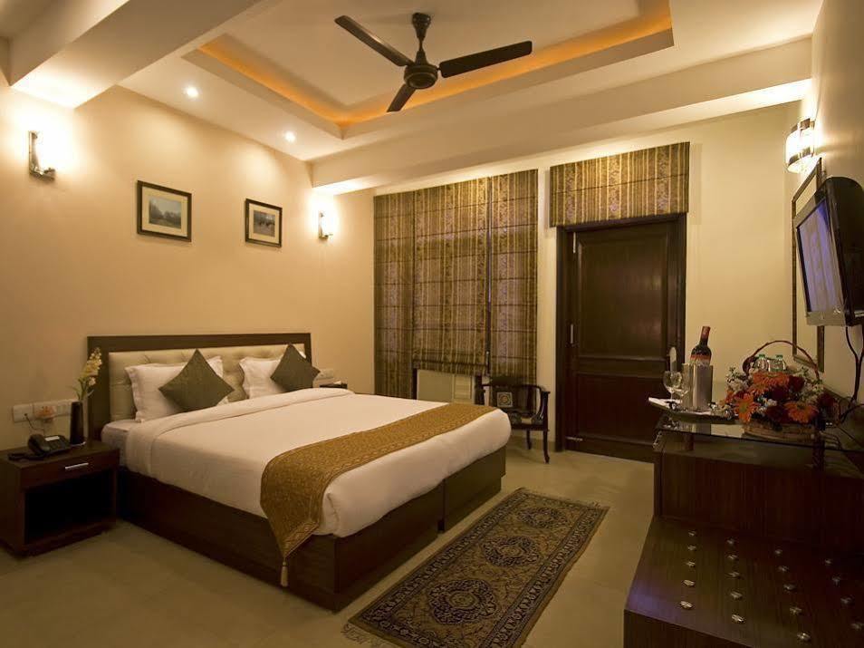 Red Maple Bed & Breakfast Nowe Delhi Zewnętrze zdjęcie